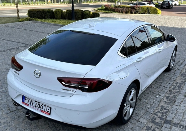 Opel Insignia cena 59900 przebieg: 207000, rok produkcji 2018 z Pszczyna małe 667